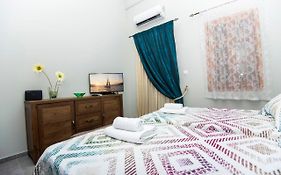 Lithos Apartments